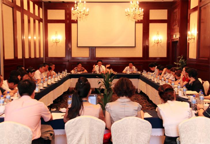 集團召開9月份廠長、總經(jīng)理月度工作會