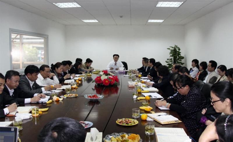 集團召開11月份廠長、總經(jīng)理工作列會