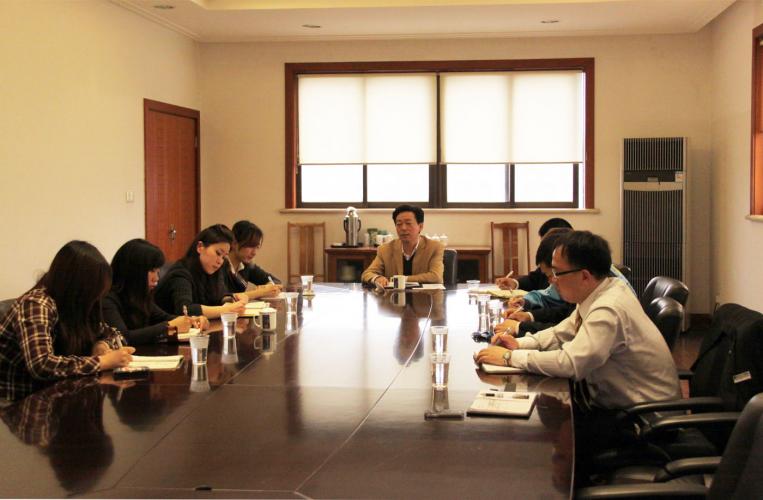集團團委召開會議，布置五四活動